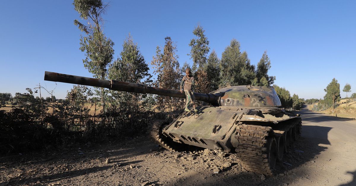 KenRoth's tweet photo. It's shameful that some African governments would reject a UN investigation of war crimes by all sides in the Ethiopian conflict while doing next to nothing to curtail the slaughter. That's not "African solutions." It's African abdication. https://t.co/dX0xRWBHqN https://t.co/Gn8WYEsoGI