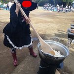 大人になってわかったが 魔女が大鍋をかき混ぜているのは焦げ付き防止のためなのではないか 魔法でかき混ぜたら良いのに Togetter