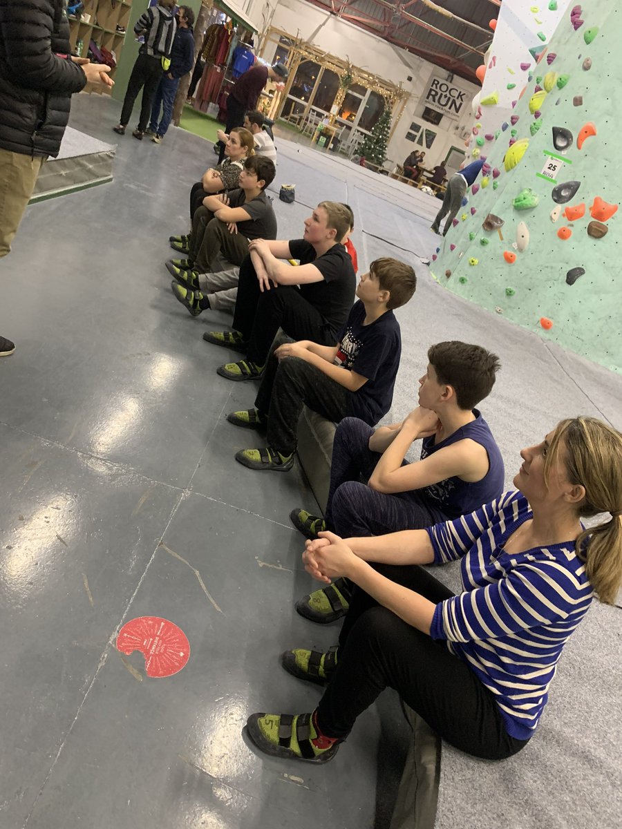 BramptonDetACF's tweet photo. Last night was our last night of 2021 and we spent it having a fun evening @EdenRockClimbin brilliant night and enjoyed by all.

@ArmyCadetsUK @CumbriaACF @LANCS_REGT @NorthWestRFCA @ctt_nw #adventure #fun #friendship #teamwork #action #newhights https://t.co/NTLnvXU80z
