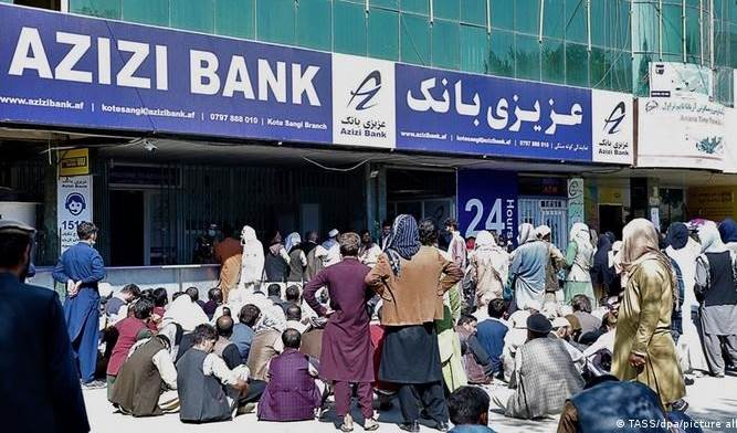 almayadeen_es's tweet photo. Gobierno talibán formula nuevo plan económico sin ayuda exterior https://t.co/gMVRV11Ypk #Talibam #Economia #Afganistan #17Diciembre #EEUU https://t.co/MvkoiEgR8l