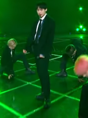 squiishyddeonu's tweet photo. When he used to dance in dance jam live, now he is performing in a music show. https://t.co/KaQ1eqXxyy