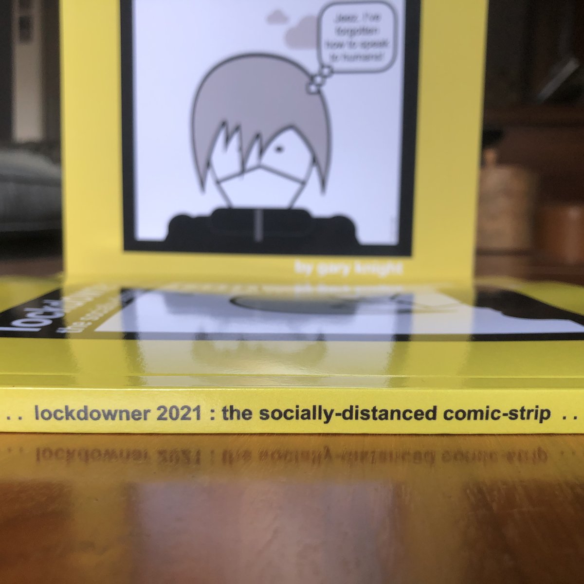 garylebone's tweet photo. Anti-Humbug Booster available now.
The book that battles 2021's madness with daftness.
https://t.co/vz2zjjLpMc
#humour #books #xmas #xmas2021 #lockdown #boris #pubs #hair #GetBoosted #FridayVibes https://t.co/4wUwsmEb3L