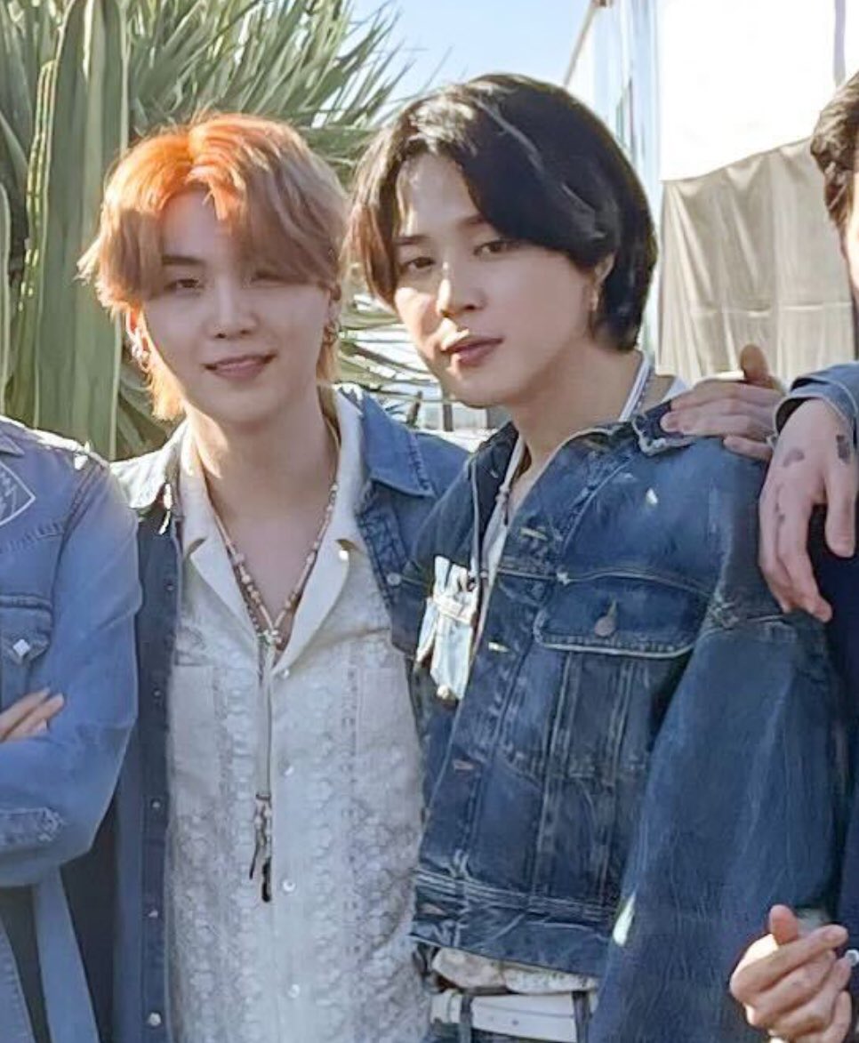 lomlyoonmin's tweet photo. #yoonmin https://t.co/Hu0SBYGWKo