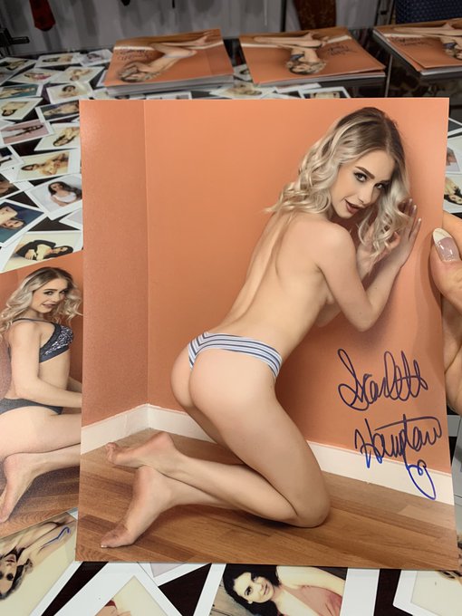 Shot for Signature Models this week!👠📸Signed photos, lip prints and more available now on https://t.co/S07mnCVEfV