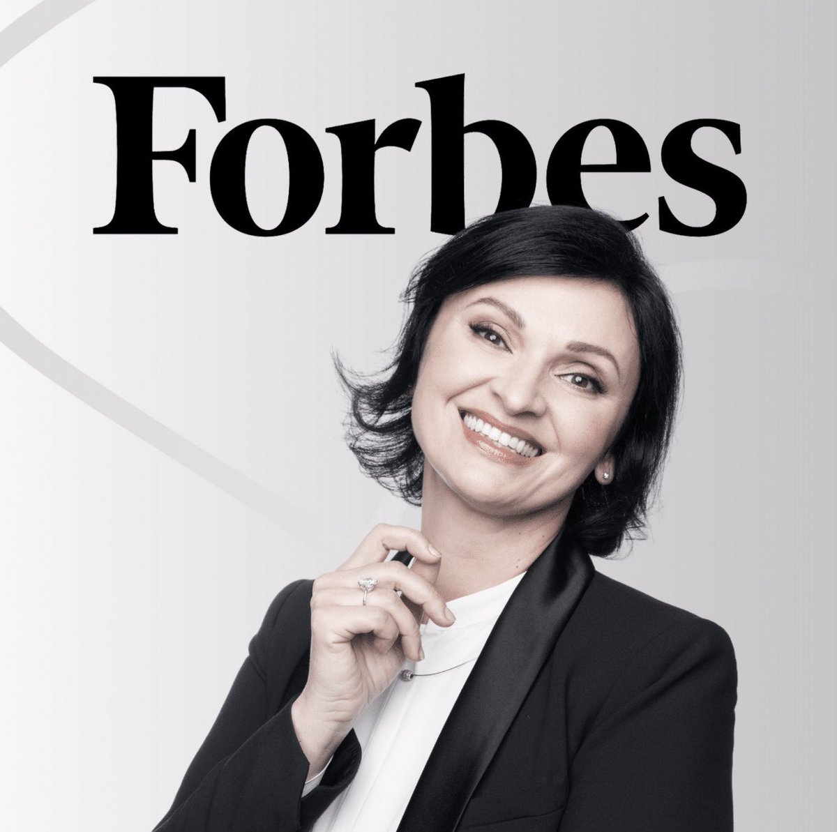 SimonaSpilak's tweet photo. I’m in @Forbes today 🤩

And the article is all about high-stakes decision making!

It’s a huge milestone in my career
and I’m grateful for the trust @bianca_barratt 🙏✍🏻

#simonaspilak #executivecoaching #success #Forbes #highstakesdecisions

https://t.co/OcFEWpu206 https://t.co/e7hkmzHJK4