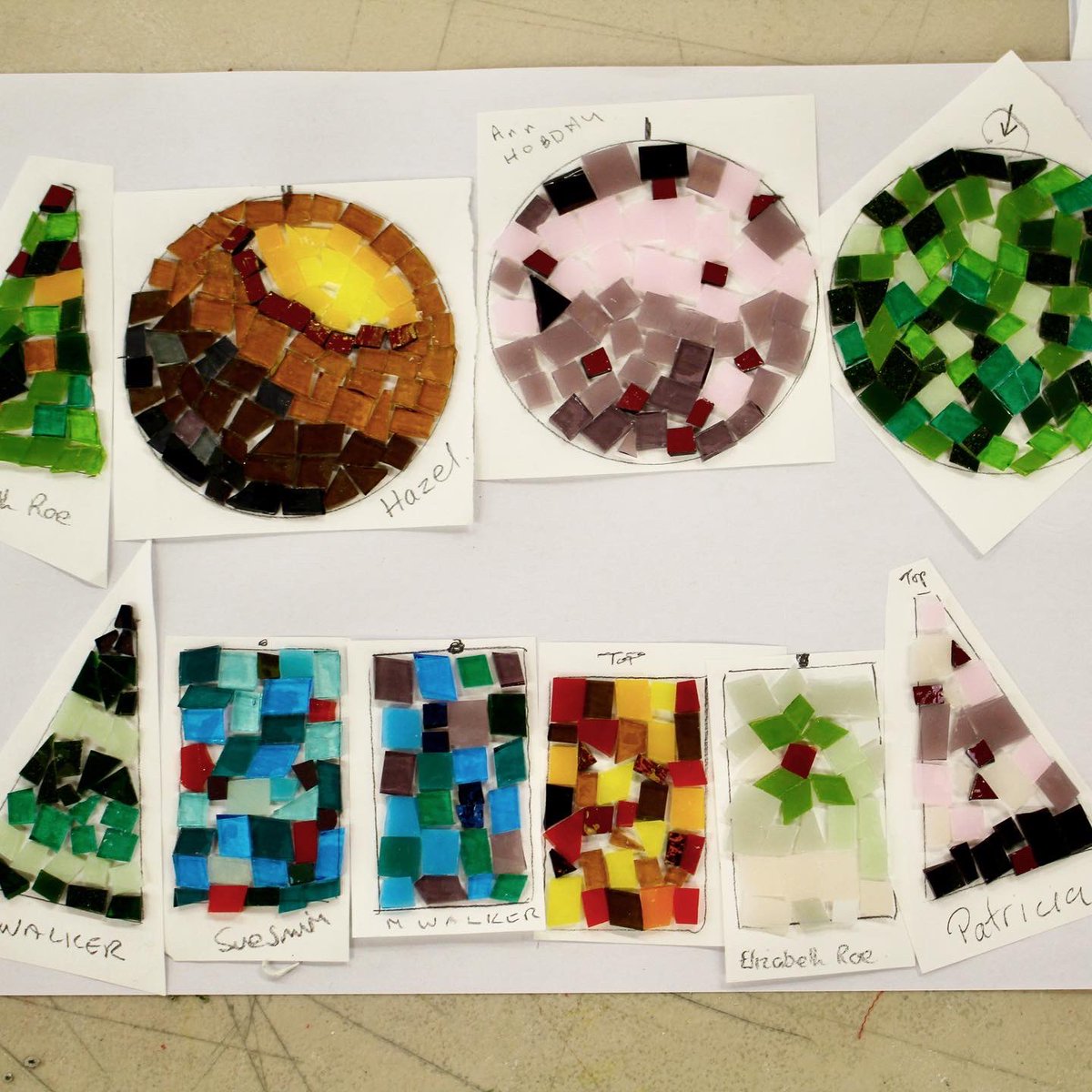 A brilliant workshop with <a href="/StevieDGlass/">Stevie Davies</a> at this weeks <a href="/derbyquad/">Derby QUAD</a> GoldsQUAD. Thankyou Stevie, we can’t wait to see the finished results. #CreativeWellbeingQUAD #CreativeWellbeing #cityofculture2025 #culturederby2025 
#GoldsQUAD #glassmaking #crafts <a href="/WestonFdn/">Garfield Weston Foundation</a> <a href="/culturederby/">Culture Derby 2025</a>