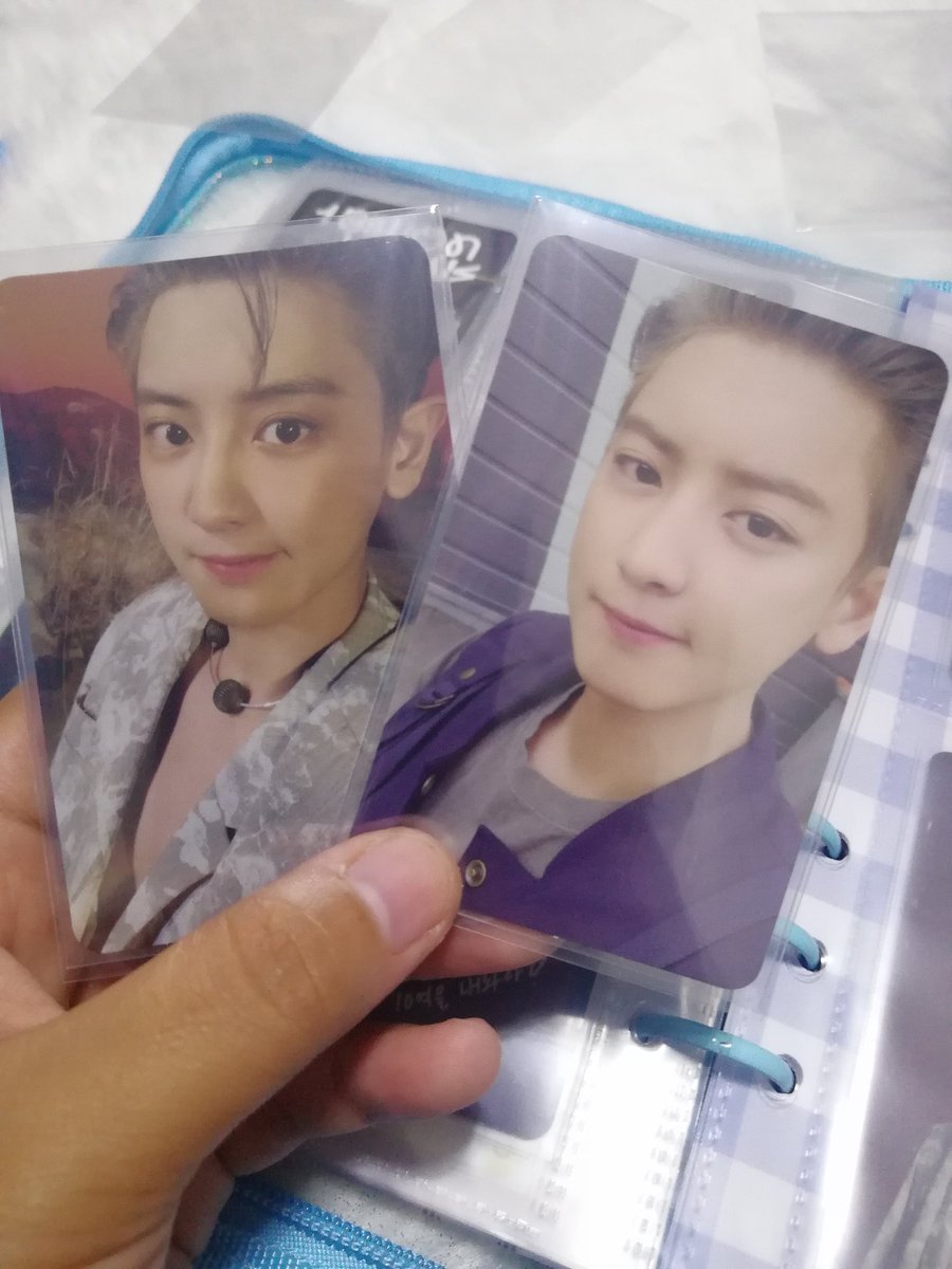 _bellecart's tweet photo. Chanyeol DFTF photocards came home. 😍 Thank you @chennloeyextras! 

Isa nalang graduationism na sa DFTF era 💙

#chennloey_received https://t.co/qRV8Xu8GUj