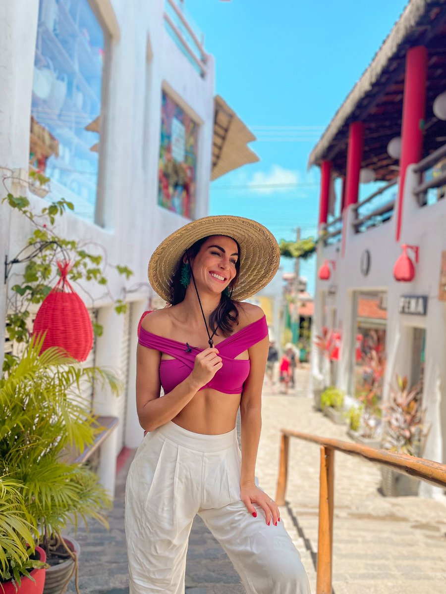 Mel Fronckowiak tweet media