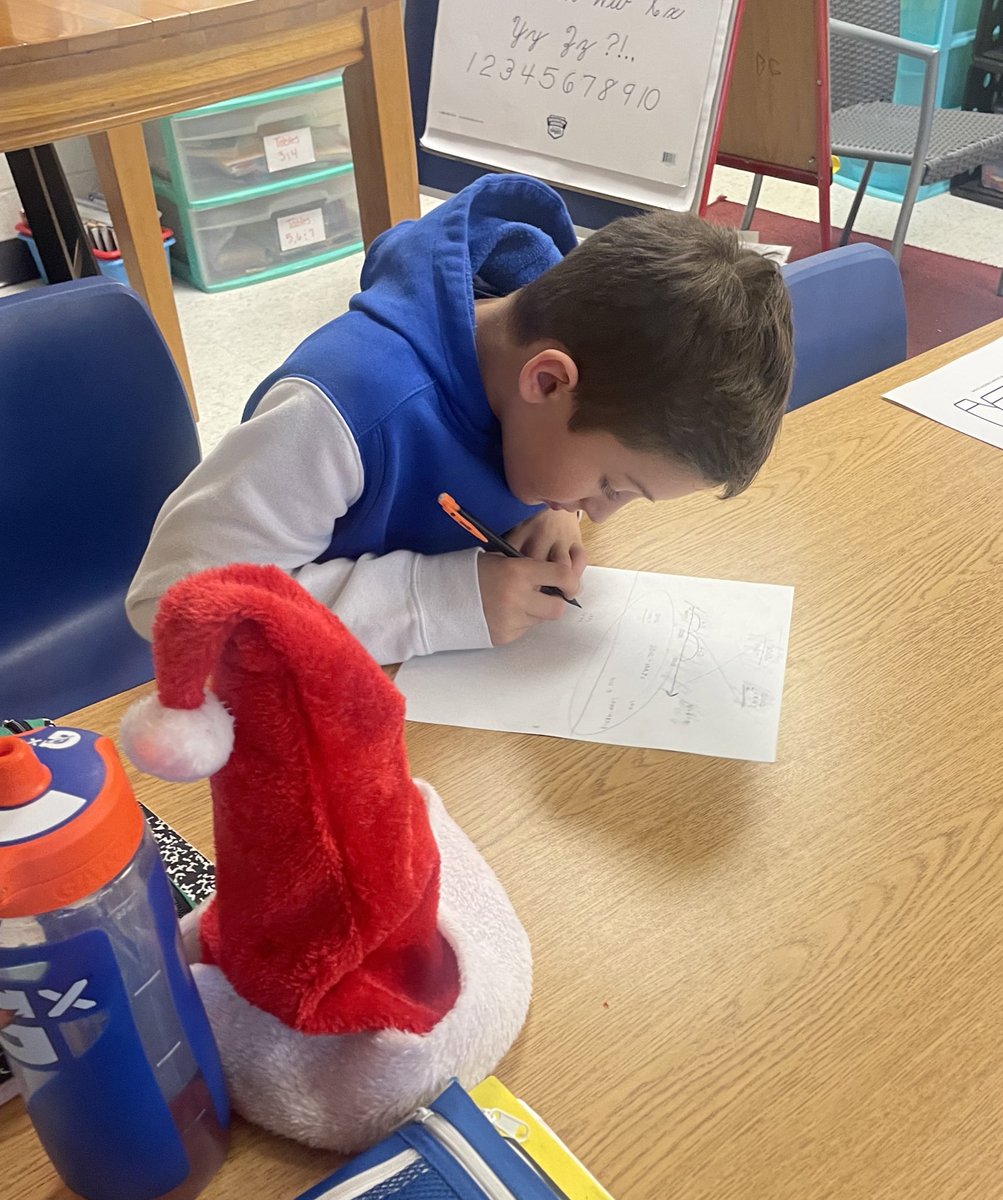 CrestwoodEle's tweet photo. Making every minute count! Crestwood kids are working hard today! https://t.co/ExD9FfoZFc