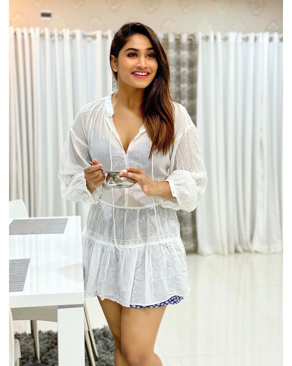 shivaninarayana's tweet photo. Good Night Lovelies ❤️ https://t.co/2SzO09HFs2