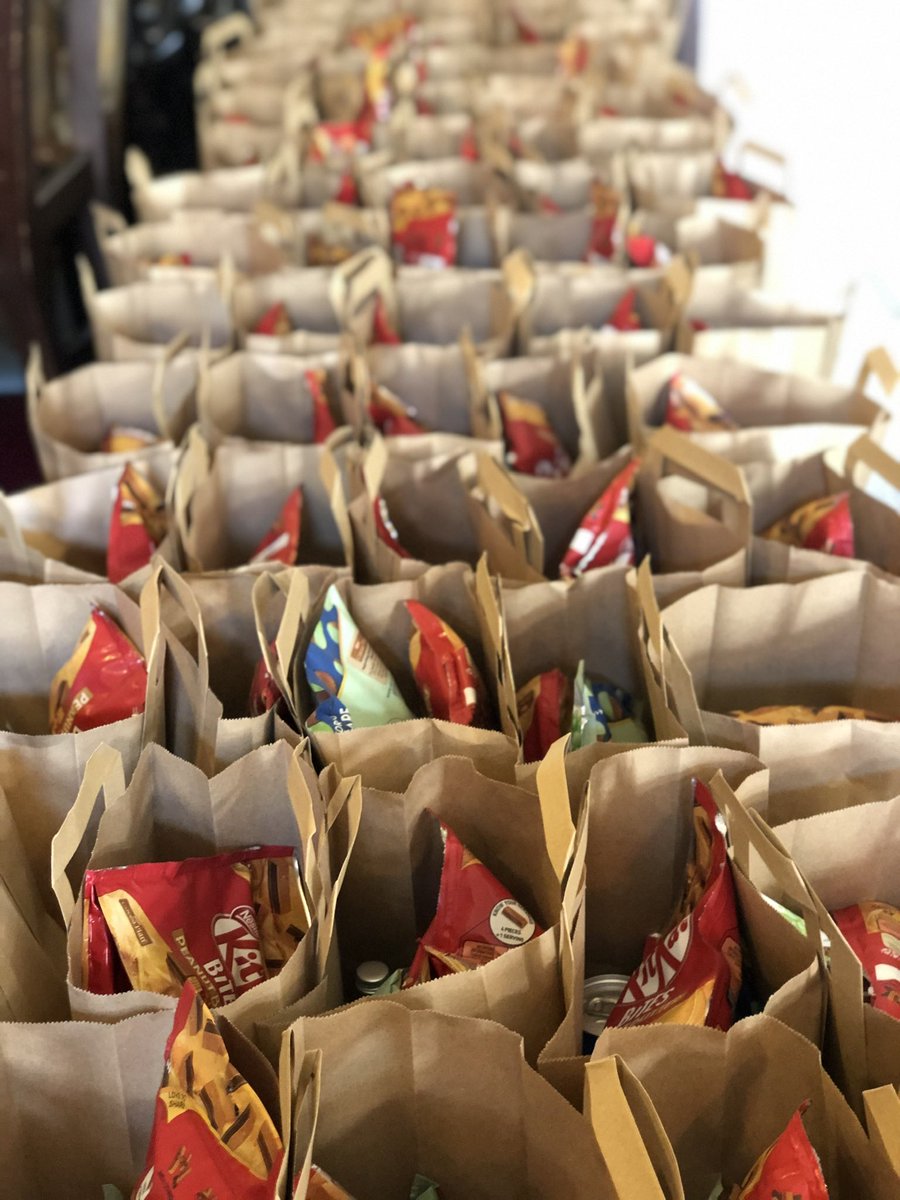 YummyTim's tweet photo. 💔 with a heavy heart we close the doors to The Somers Town Coffee House, we simply can’t continue as it is

Super proud of our team who looked after others throughout the pandemic, in the darkest of days producing over 33,000 meals for the homeless

@RishiSunak I hold my breath https://t.co/RU0wkq6z9u