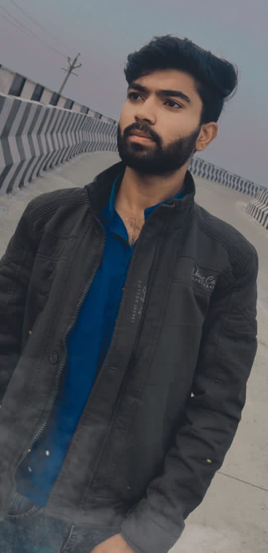 ankitgoud1236's tweet photo. #WinterSeason
 Winter season is very nice and pleasant weather, at this time cold wind blows, there is fog on the blue sky in the morning and evening. https://t.co/Ke4ms108OB