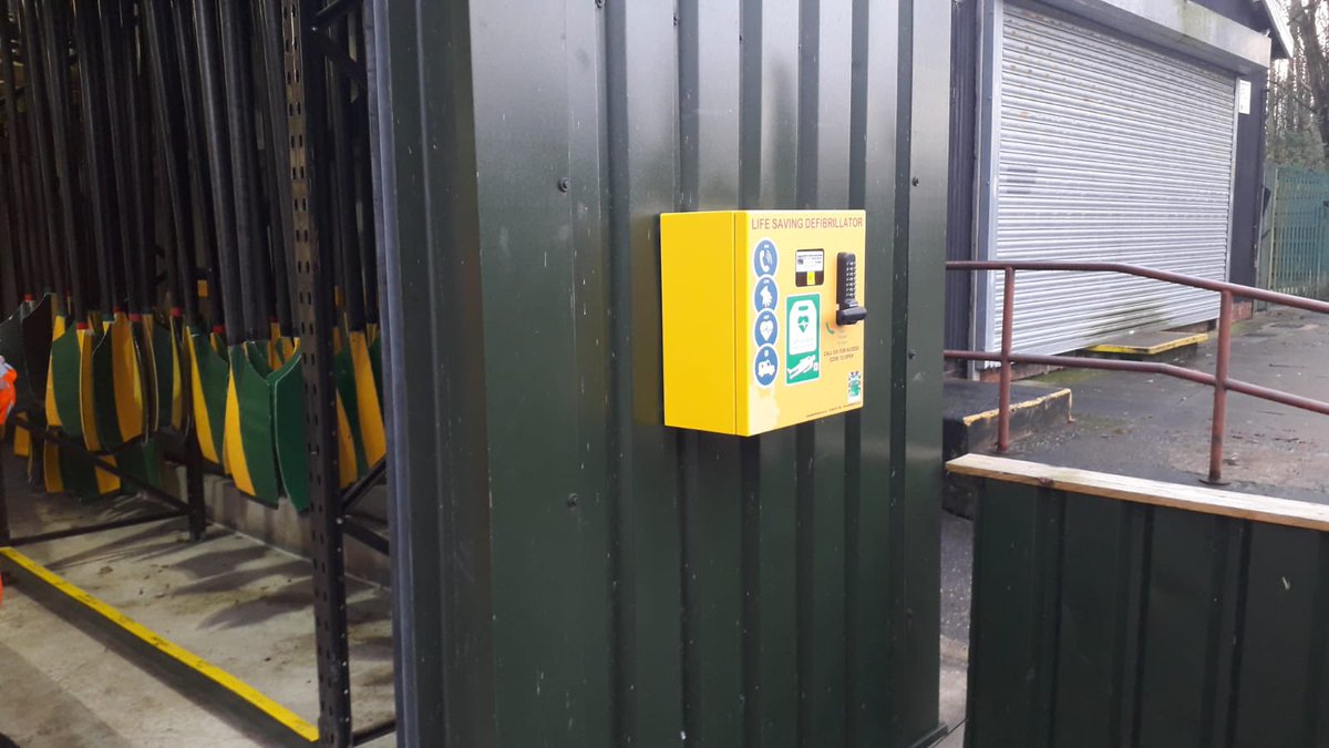 Well, here is one Christmas present we hope we never have to open!  The club now has a defibrillator situated on the front of the boathouse. It has been kindly funded by NRC, the Rotary Club and local town Councillors 💚💛<a href="/NorthWestRowing/">North West Rowing 🍊🚣‍♀️</a> @ActiveCheshire <a href="/BritishRowing/">British Rowing</a>