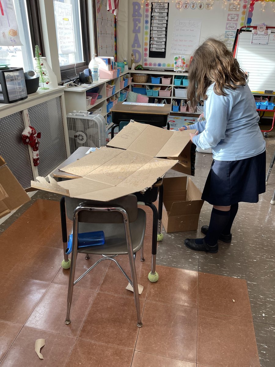 stagnesschool's tweet photo. Students in 1B built “Elf Traps” during STEM. They worked together to brainstorm ideas on how they would build the traps & then used recyclable materials to bring their creations to life. Their hope is to catch their class elf, Candy Cane! #STEM #ElfTraps #GoodLuckCandyCane https://t.co/a5GPUTROJJ