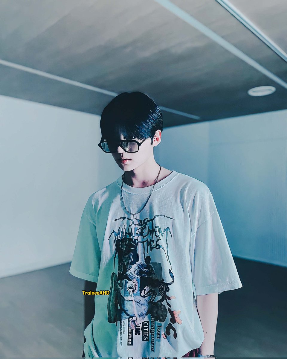 aeonsville's tweet photo. [📸 #insta] 210831 - Sangwon - 📸 HD - a thread

🥶

#TRaineeA #TRaineeAHD #Sangwon #상원 #아이돌연습생 @trainee_a https://t.co/KNWZIiDvyL