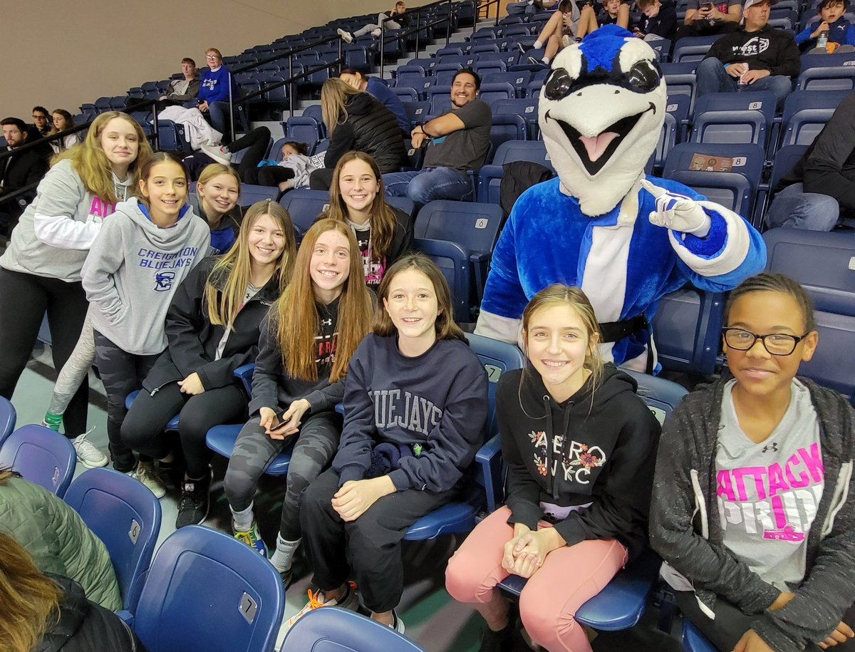 A GREAT night for Nebraska Attack at the Creighton vs University of South Dakota Women's Basketball Game last night! Loved watching and cheering on all of our former Attack players on both teams!
#BasketballLife
#AttackFamilyFun