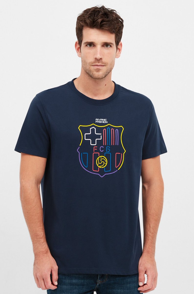 AivanicFashion's tweet photo. #barca #Barcelona #onforattention #aivanic #aivanicfashion https://t.co/LgBlFHCH26