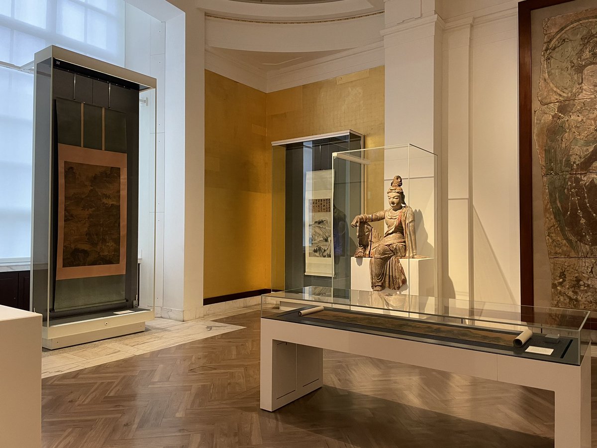 The new rotation of Chinese paintings and prints in the Hotung Gallery (Room 33) <a href="/britishmuseum/">British Museum</a> is now up! Until 5 June 2022.