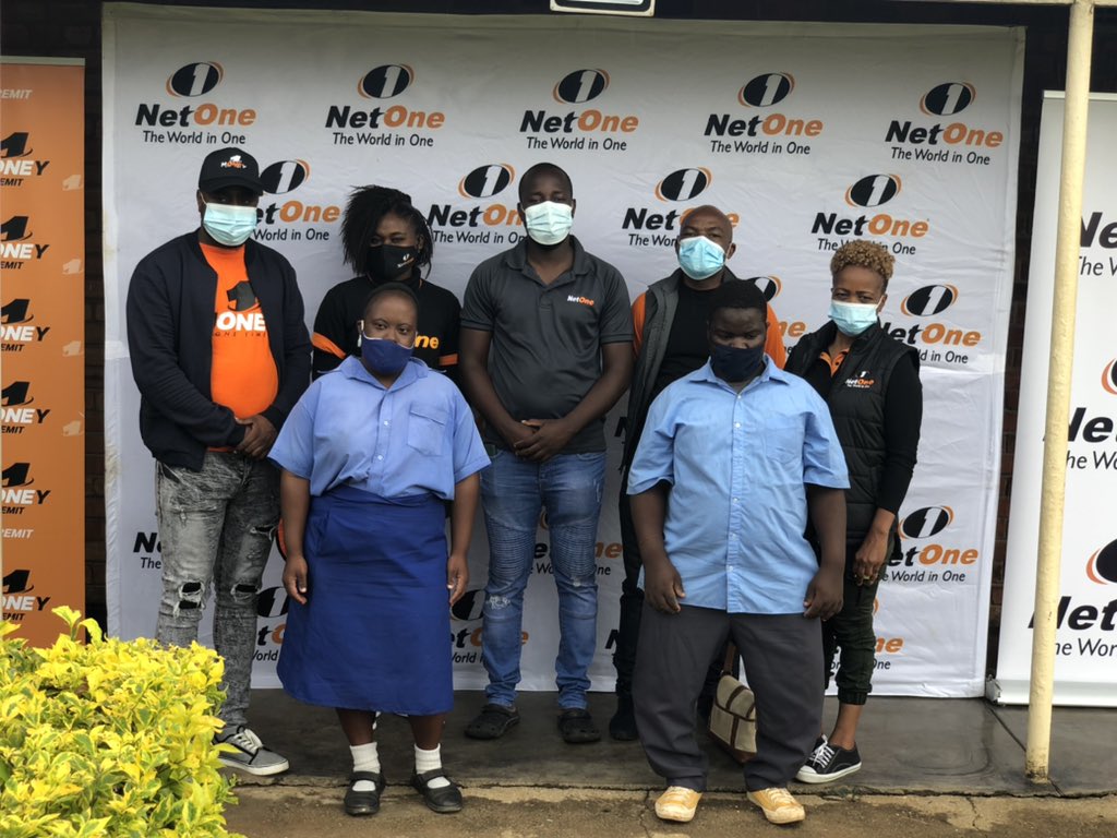 NetOneCellular's tweet photo. @NetOneCellular donates another ZWL 300 000 and groceries to Rubatsiro Zimcare Trust in Rimuka, Kadoma. This initiative is a highlight of NetOne’s commitment over the past 25 years towards uplifting the lives of various members of the community. #ConnectingCommunities #NetOneAt25 https://t.co/siP2SS6KOU