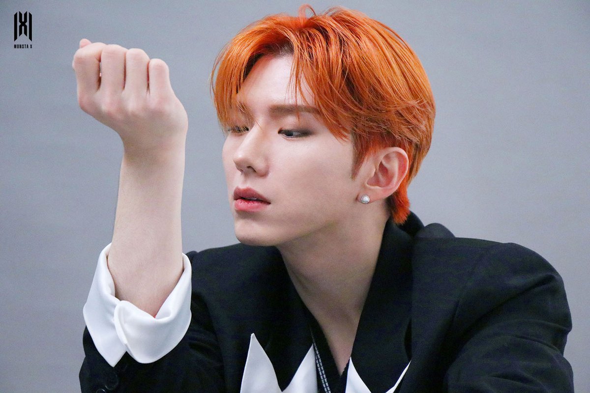 l0stminhyuk's tweet photo. Que ganas que Yoo Kihyun rompa mi corazón
#기현 https://t.co/joFhouOw2c