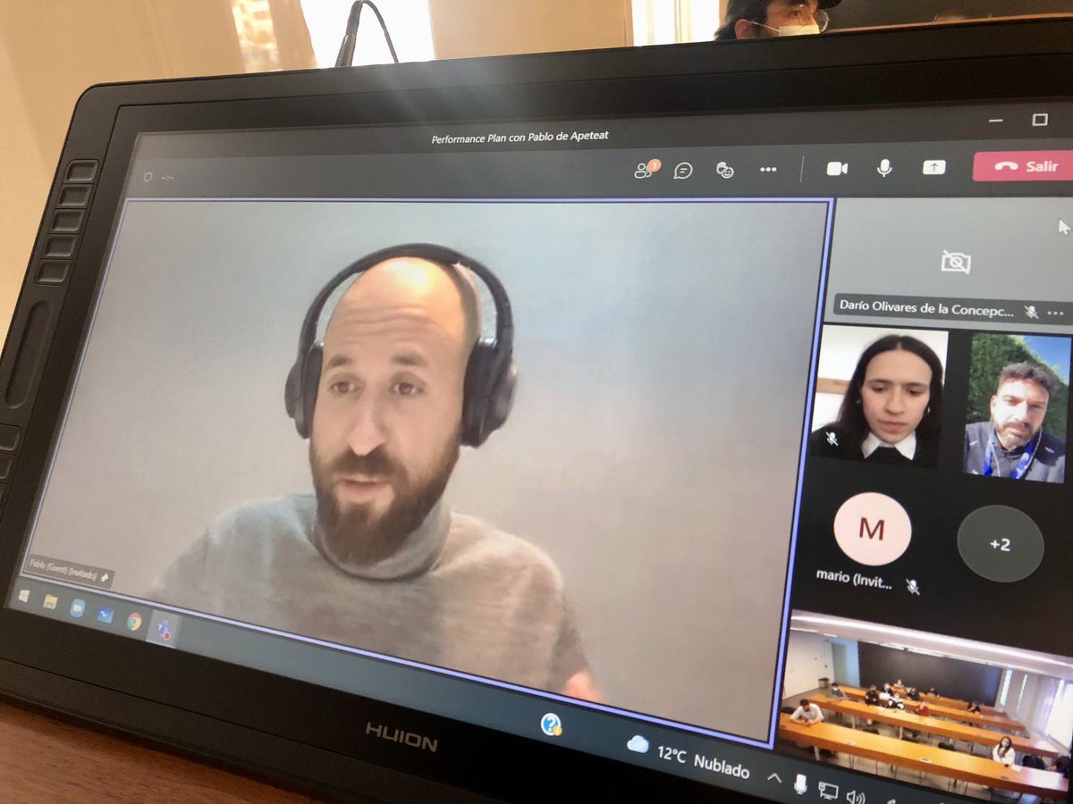 nogueras_marta's tweet photo. Nuevo episodio de “Reunión de CEOs” con @L_Enthusiaste como artista invitado hablando sobre #performanceplan y cómo captar y retener talento https://t.co/k9VuLtIvsl