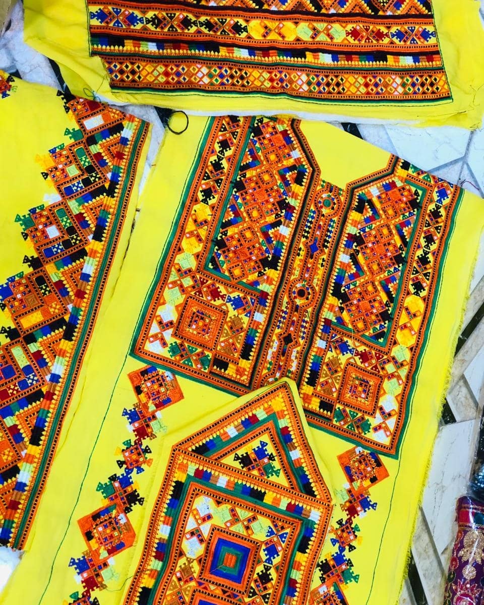 Meer_Apparel's tweet photo. New Beautiful Multi Colours Embroidery Design Collection.
Different Colours Available.
Place your order .
For price and details whatsapp or dm us . https://t.co/8oDR45scPq