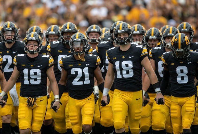 After a great conversation with <a href="/CoachSWallace/">Seth Wallace</a>, I am excited to announce that I have received my first D1 offer <a href="/hawkeyefootball/">Hawkeye Football</a>. 
<a href="/MattBowen41/">Matt Bowen</a> <a href="/ICCPFootball/">IC Catholic Football</a>.