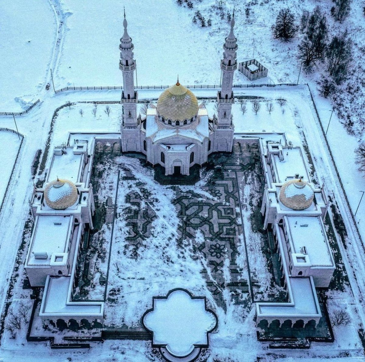 russiabeyond's tweet photo. Good night from...? Who can guess where in #Russia this is? 

📷 Yury Sevryugin https://t.co/9icpE5QQ8s