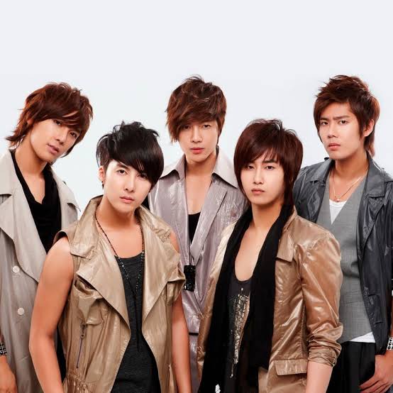 keshagrace501's tweet photo. Happy 16th Anniversary Triple S
"24/7 from Monday to Sunday nightย
you will be happy with us"
#SS501 #DoubleS501 #TripleS #GreenPeas https://t.co/B9esTYw3Zc
