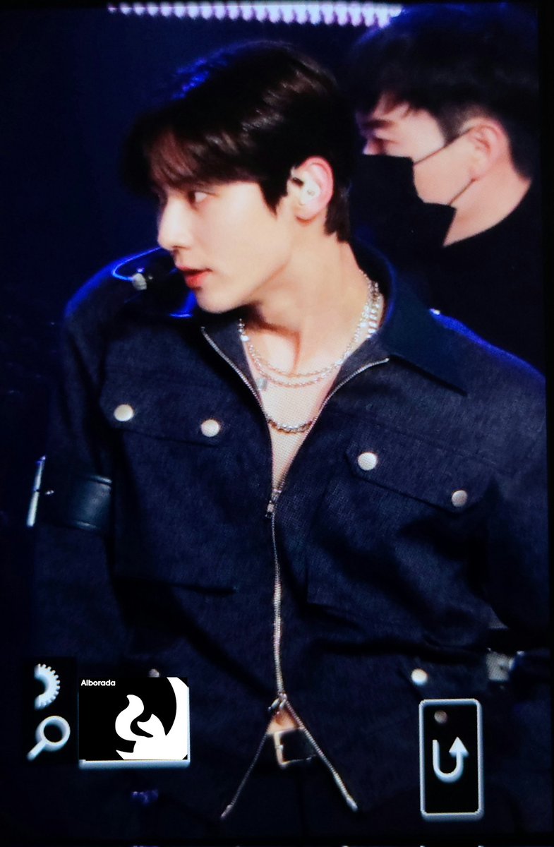 211217 가대축 프리뷰 #민현 #황민현 #Minhyun #HwangMinhyun #뉴이스트 #NUEST 

얼굴쵝오..