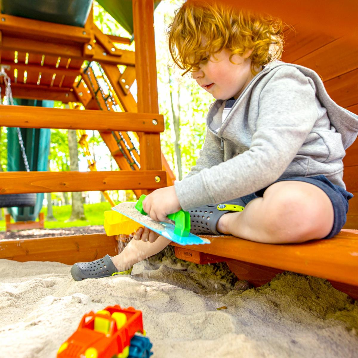 woodplay's tweet photo. Less screen time, more sand time.

#woodplay #outdoorfun #junglegym #swingset #playoutside #playsets #woodplaync https://t.co/sLEnu8EdSi