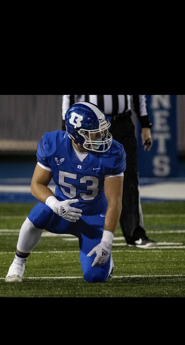 I am blessed to have received my first offer from Northeastern State University!! Huge thank you to the coaching staff💙
@CoachVogelNSU <a href="/CoachZAllen/">Zach Allen</a> <a href="/Coach_SandersQ/">Quad Sanders</a> <a href="/Buck_James212/">Buck James</a> @Hornet_TD_Club <a href="/coachbschu/">BJ Schuller</a>