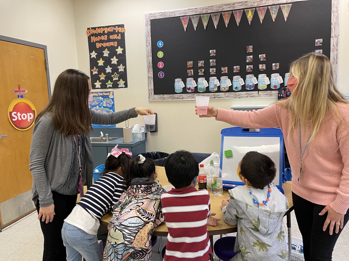 mrsditinyak's tweet photo. We are scientists investigating which liquid will dissolve a candy cane! ⁦@MrsRobalino⁩ ⁦@NMBerkley_NJ⁩ https://t.co/dbPiRHRe36