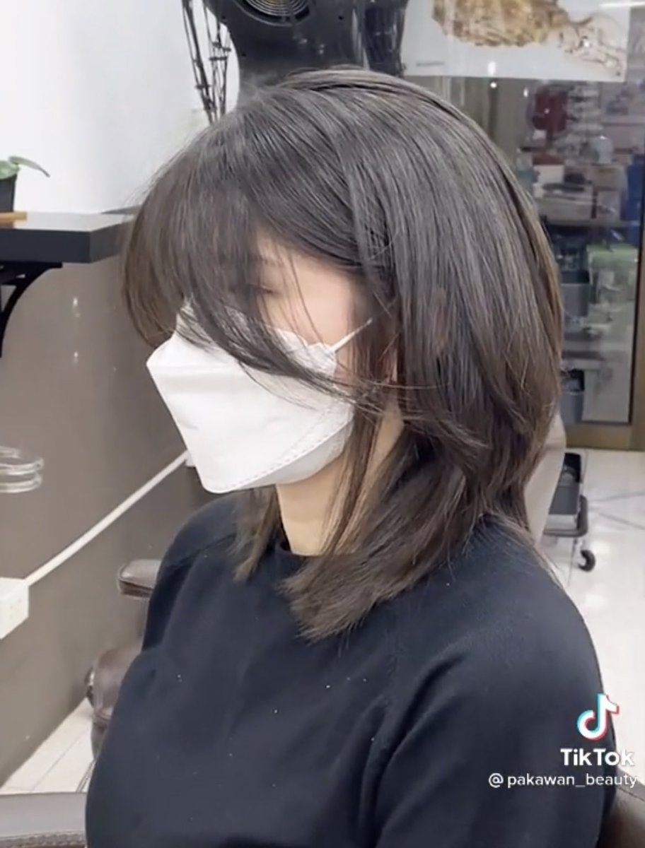 อมก ร้านตัดผมที่ไทยเจอในตตทรงสวยมากกกกก ราคา500เองอ่ะหาตัดยากมากนะทรงนี้เลือกร้านผิดชีวิตเปลี่ยน;-;