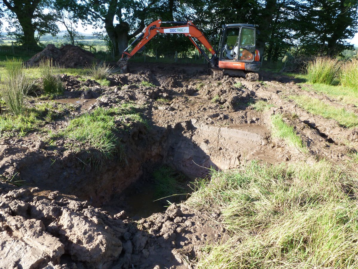 RuralLeader's tweet photo. @JASloan_Farm Most of our field drains were dug by Irishmen over 150 years ago. Most still functioning. #StickyAsHell https://t.co/D0UuTMycmI