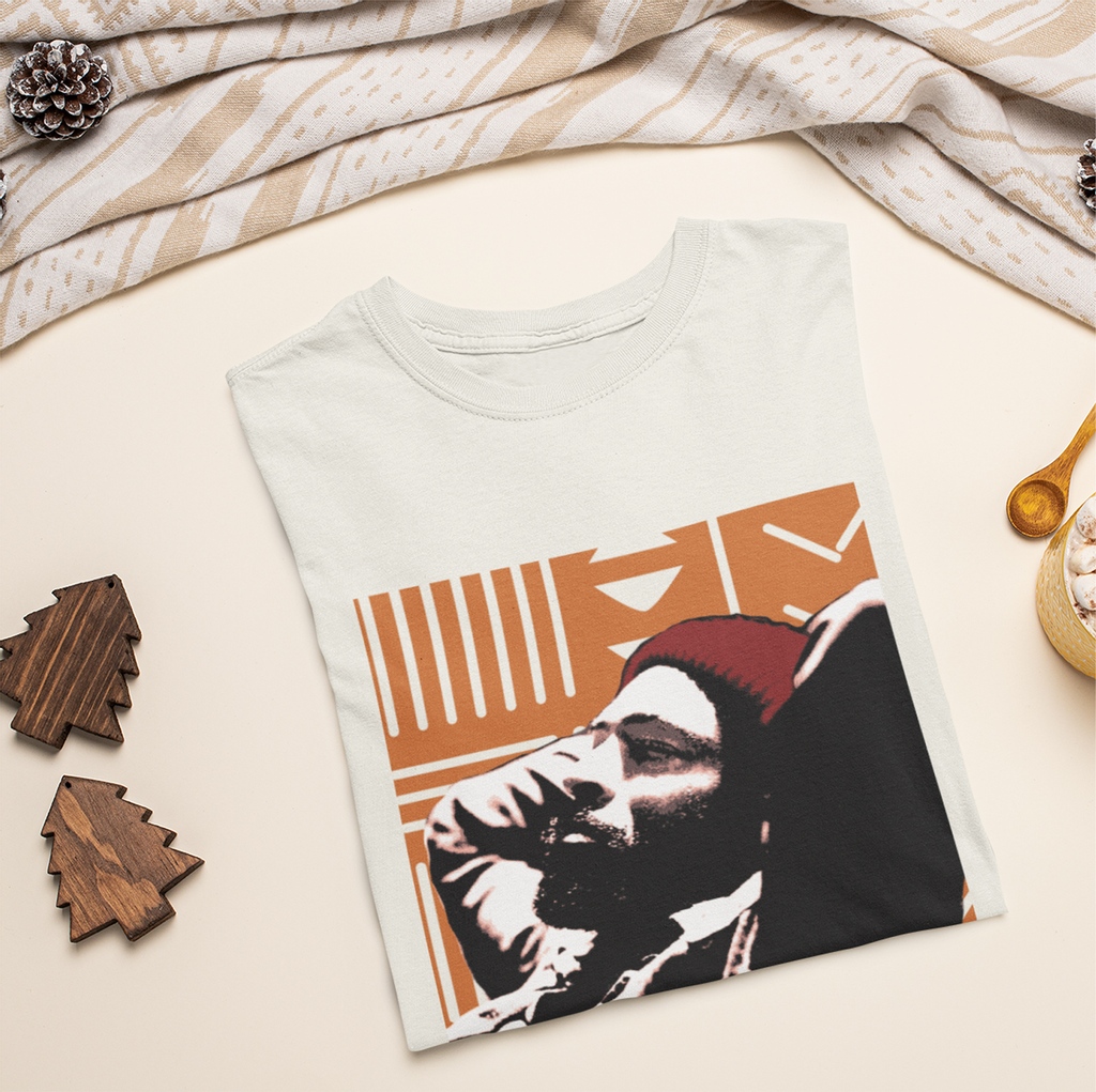 Check out one of our best sellers-- Marvin Icon tee. Shop now
Link in Bio ➡️