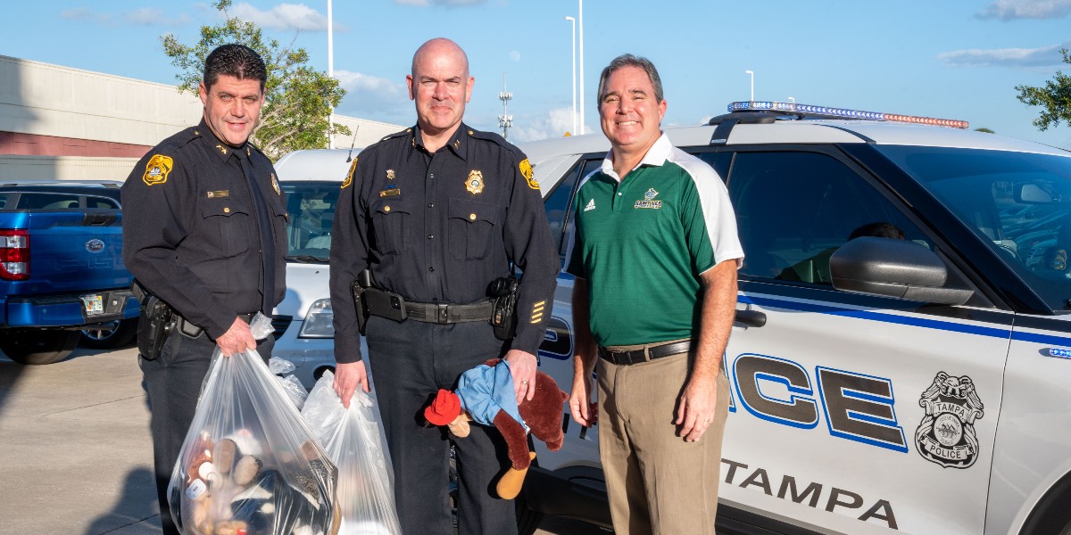 SaintLeoUniv's tweet photo. Saint Leo University gives back to the community: @TampaPD received nearly 250 teddy bears and stuffed animals on Dec. 16 at the Tampa Education Center. Officers will distribute these animals to comfort them in stressful situations. Thank you to everyone who donated! https://t.co/MhKAMJIGP2