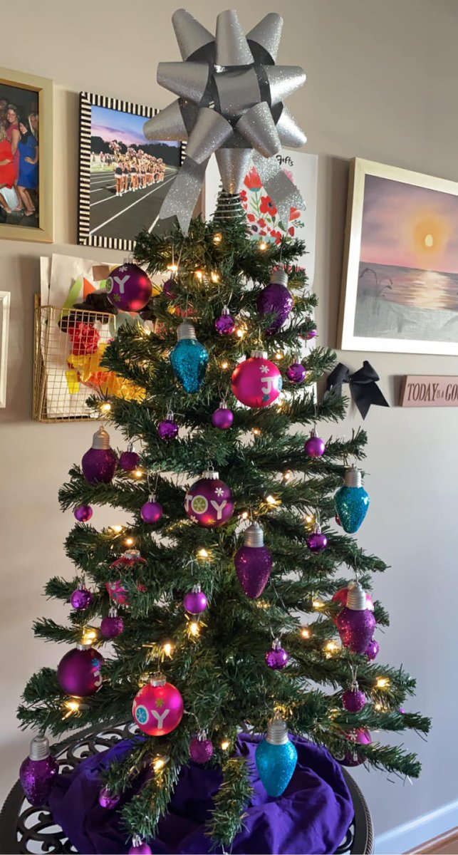 ShiftMedNurses's tweet photo. We love to see the #ShiftMed team get into the #holidayspirit! Our Vice President of Market Growth, Kara G., made a ShiftMed-inspired #Christmastree! Thank you for sharing, Kara! We hope everyone is having a wonderful #holidayseason! https://t.co/D6IikAjmYQ