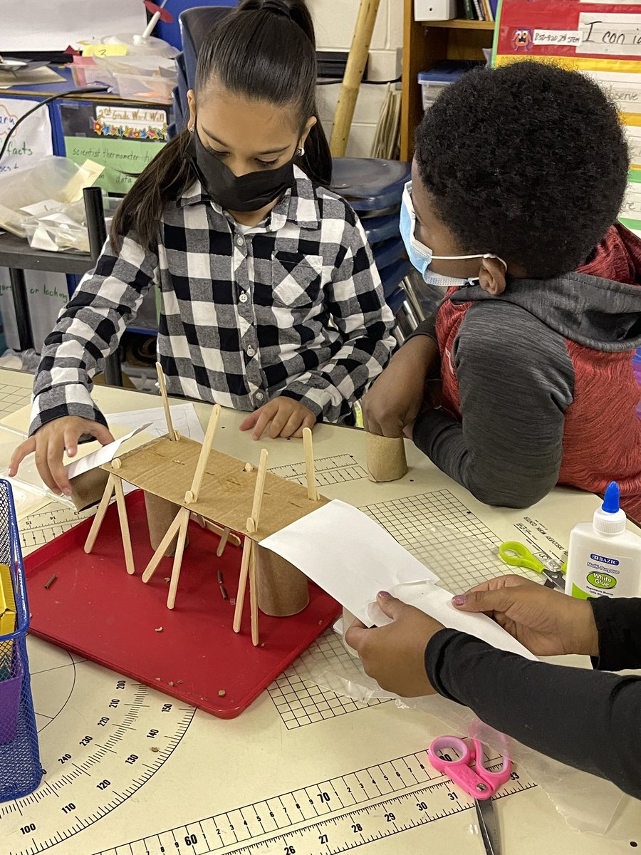 MsHarmes's tweet photo. STEM Lab- building a bridge that is at least 12 inches in length. https://t.co/nFC46Sfz13