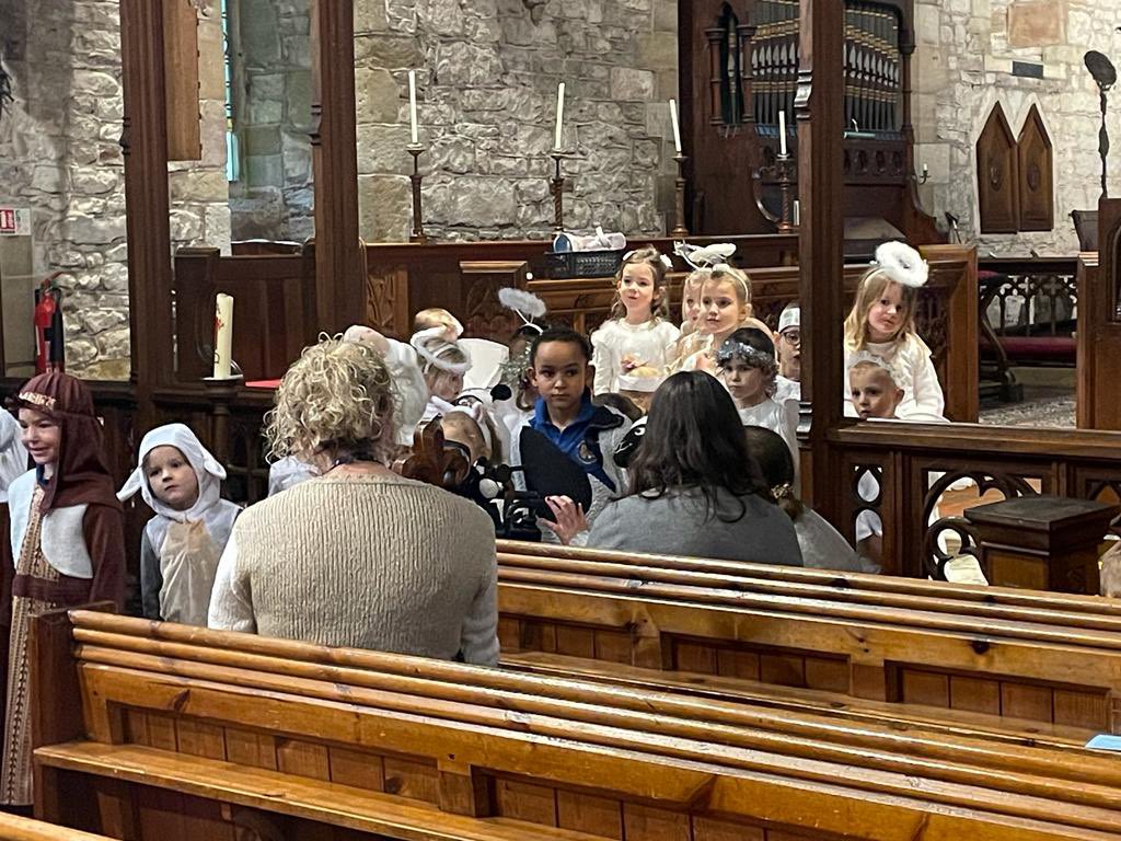 walton_primary's tweet photo. What an amazing job everyone did in their nativity in church today! Thank you to all the children for working so hard, I hope they all did you proud! It was wonderful being back in the church today too! #firstnativity #proudteacher https://t.co/MKz2Ue226W