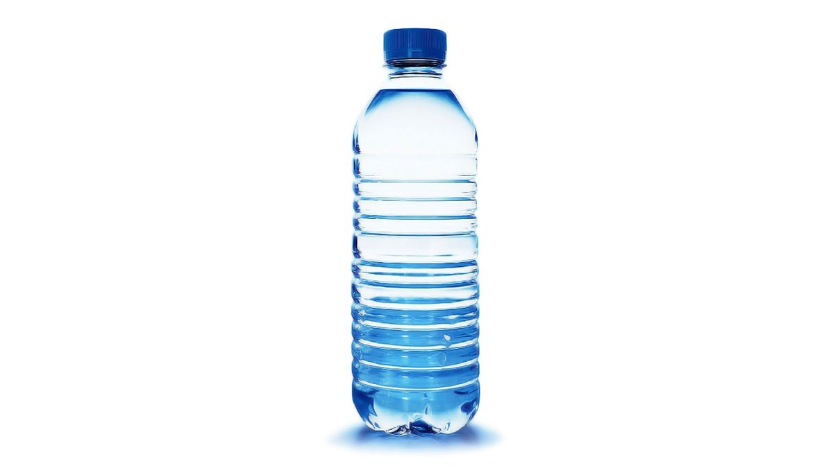 Вода бутылка звук. Бутылка для воды. Пластиковая бутылка. Бутылка воды без фона. Бутылка воды на прозрачном фоне.