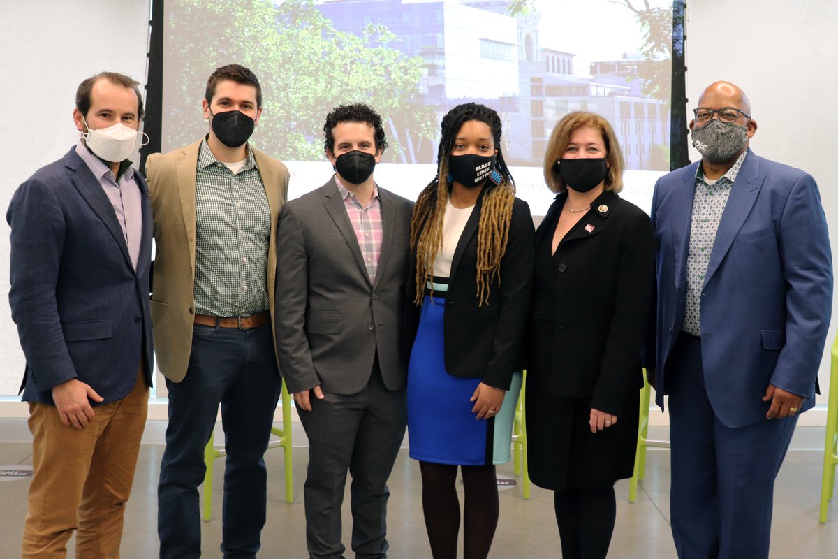 CMUenergy's tweet image. Thank you to everyone who attended the Beneficial Electrification event yesterday. Stay tuned for the recording of the event. Thank you to all of our speakers for such an engaging conversation @DuquesneLight @rewiringamerica  @burohappold @CLASPappliances #energy #Electrification