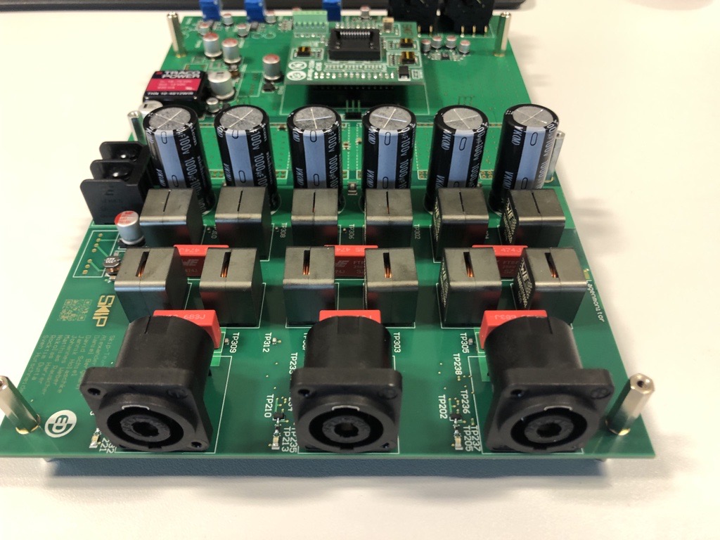 These power inductors from <a href="/we_online/">Würth Elektronik Group</a> really make up a beautiful looking 4th order bessel filter. Curious if they sound as good as they look! 🧐 I guess we will find out pretty soon 😁
#MicroElectronics #PowerElectronics #ClassD #Amplifier #ASIC