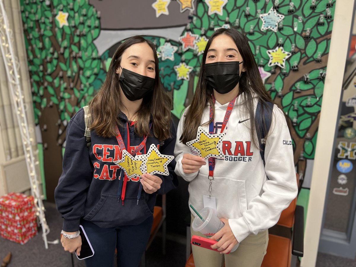 CCRaider_SC's tweet photo. #Classof2022 #WeAreCentral #collegebound #raiderpride
@CCRaider_SC @CCRaider_HS https://t.co/BtzqQxBir1