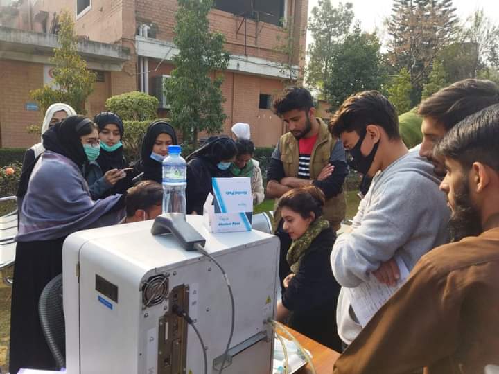 actsofkindnessp's tweet photo. Blood Donation Camp at NUML Islamabad for Thalassemia Kids of Jamila Sultana Foundation by R-Fusion (Blood Donor Hotline by Acts Of Kindness Pakistan). Alhamdulillah 134 Blood Bags have been collected at this camp.

#ActsOfKindnessPk #KindnessSquad #practicekindness #rfusion https://t.co/OL7bmNXf0A