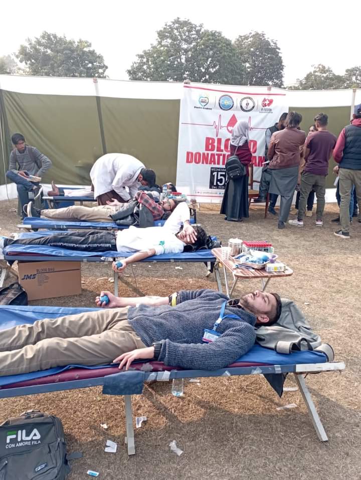 actsofkindnessp's tweet photo. Blood Donation Camp at NUML Islamabad for Thalassemia Kids of Jamila Sultana Foundation by R-Fusion (Blood Donor Hotline by Acts Of Kindness Pakistan). Alhamdulillah 134 Blood Bags have been collected at this camp.

#ActsOfKindnessPk #KindnessSquad #practicekindness #rfusion https://t.co/OL7bmNXf0A