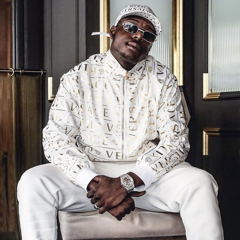 Kulturlesite_'s tweet photo. 🚨Ninho décroche le disque de Platine en 2 semaines avec « JEFE » ! 💿

(@midiminuit__) https://t.co/j0jMB9i65b