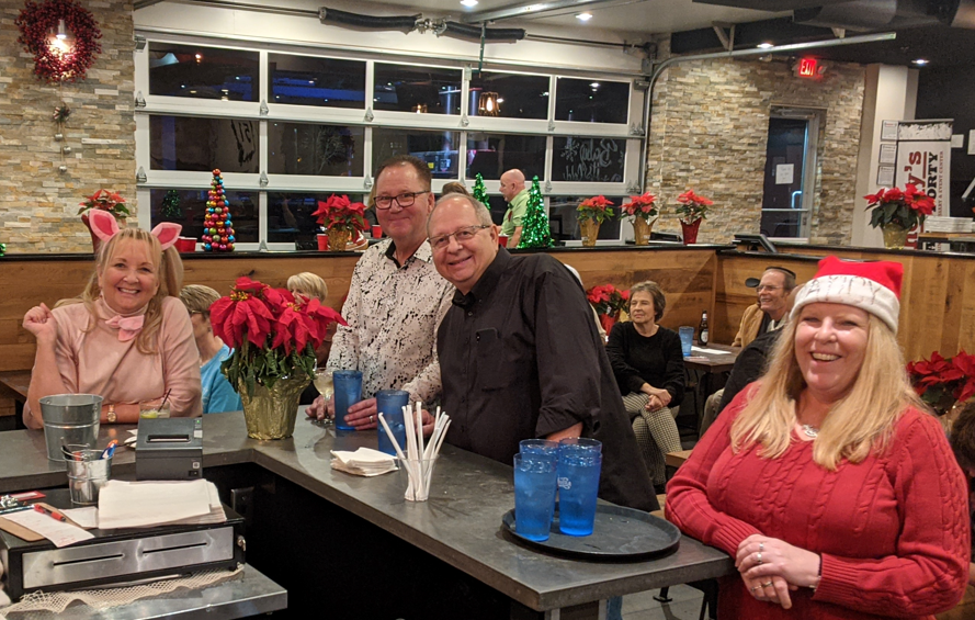 ThreadGroup's tweet photo. Thread Marketing held its annual Holiday Party at The Back Forty Catering Commissary and Event Center. Good to see former #teamthread members reconnect. A friendly โfamily feudโ was paired with a delicious meal and spirits to prep for the upcoming holiday season.
#connectsimply https://t.co/N2bXlj0Swk