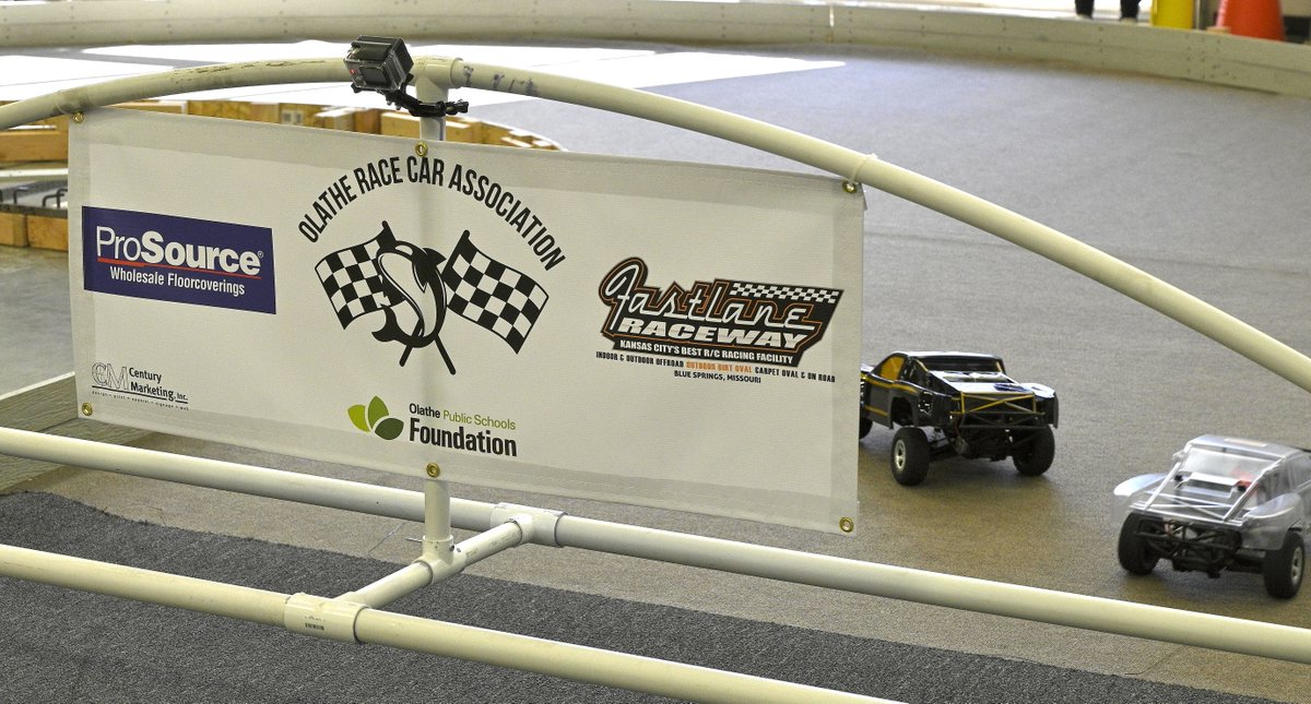 RoadrunnersOATC's tweet photo. Who Won the ORCA (Olathe Race Car Association) 1st Race of the year? OATC Roadrunners did!!
A Huge Thank You to Dr. Yeager and OPSF for supporting OATC's ORCA. @olatheschools
#RCcarclub
#OATCProud
#alternativepower
#steeringandsuspension https://t.co/l8lgEA6Q2U
