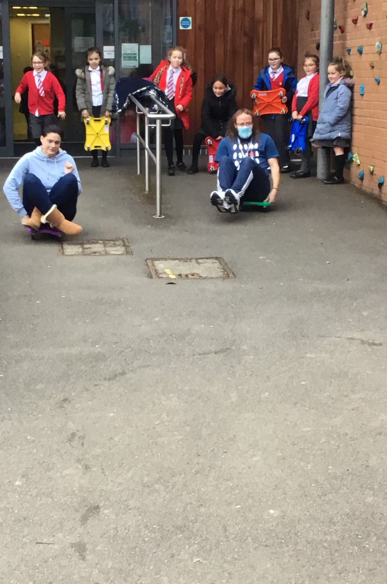 MillLodgeSchool's tweet photo. @OPAL_CIC #opalschools @Katkin181 
More fun at playtime today. https://t.co/v5rhfIA7Yd